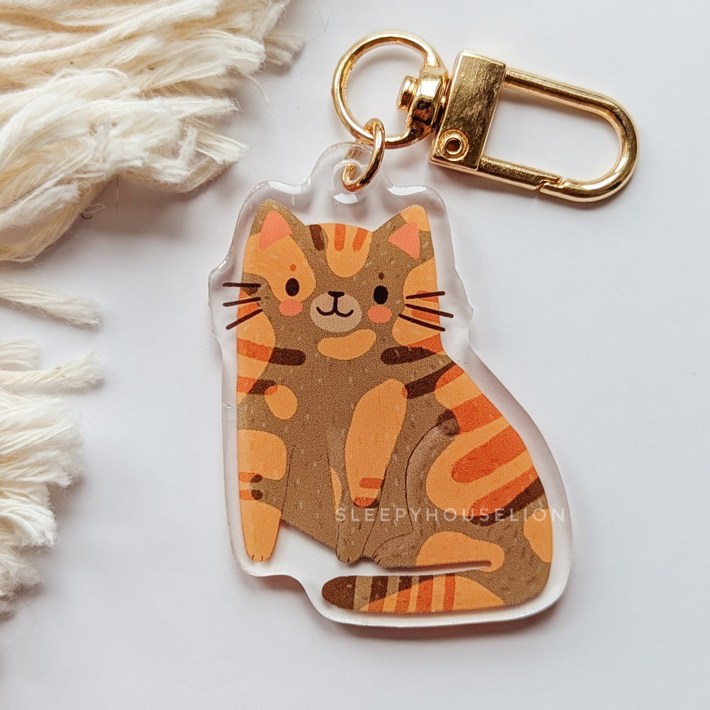 patched torbie cat keychain