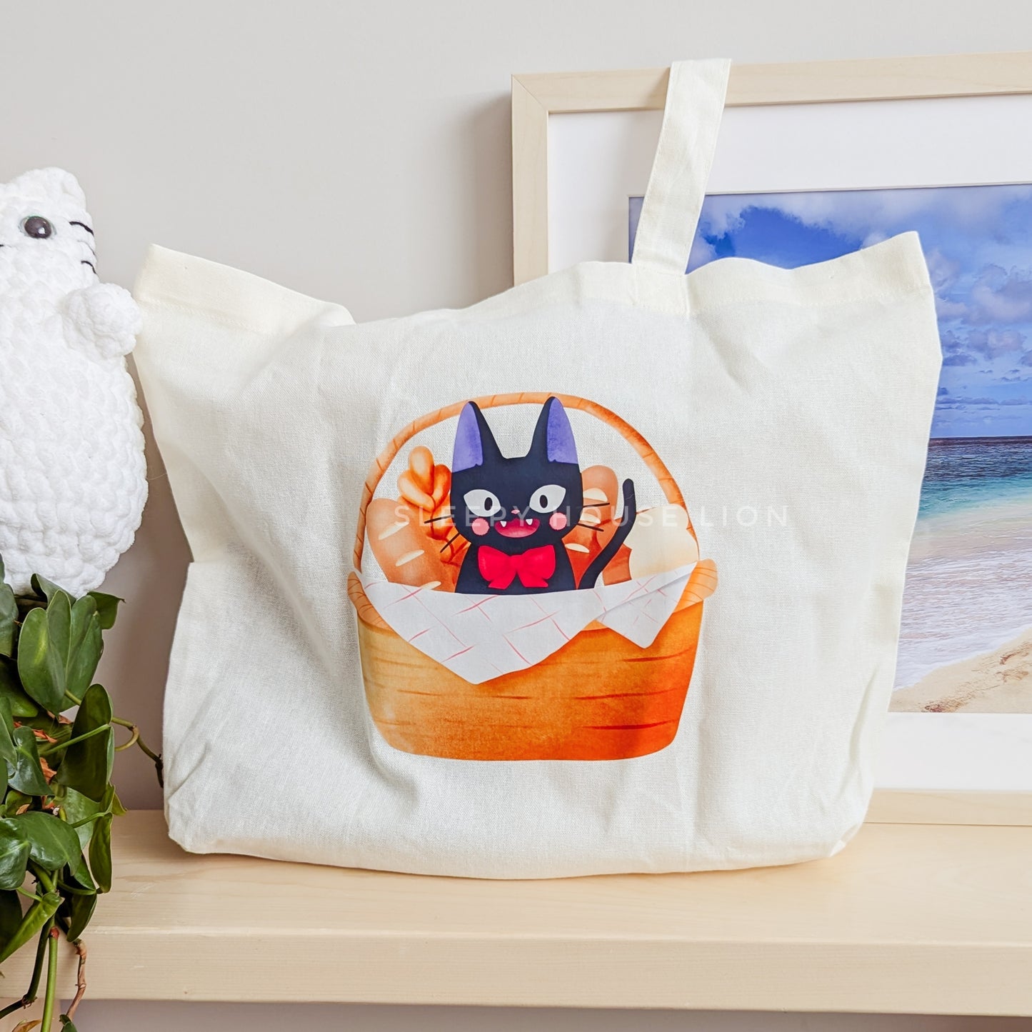 CAT IN BREAD BASKET COTTON TOTEBAG