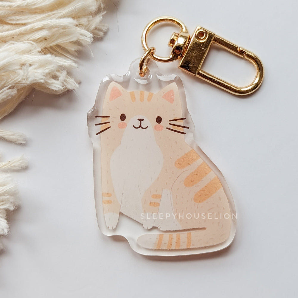 cream tuxedo tabby cat keychain