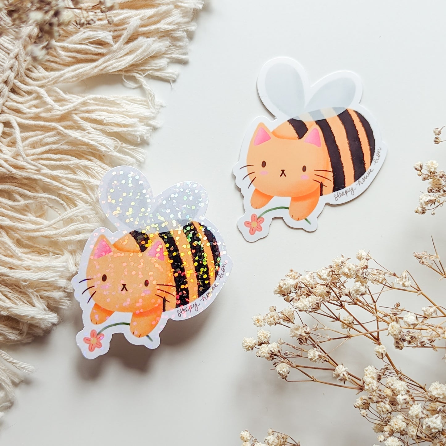 BUMBLEBEE KITTY DIE CUT STICKER